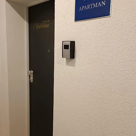 Penthouse Marcelina In شقة تروغير