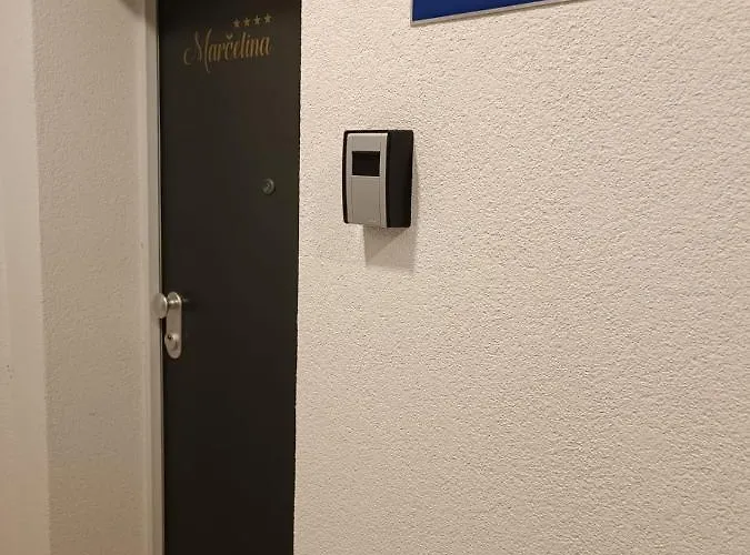 Penthouse Marcelina In Appartement Trogir